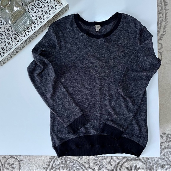 Aritzia Wilfred Gray and Black Sweater - Picture 3 of 3